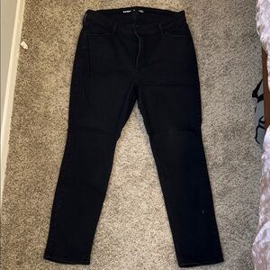 NWOT Old Navy Black Women's High-Rise Straight Leg Jeans 14 Short